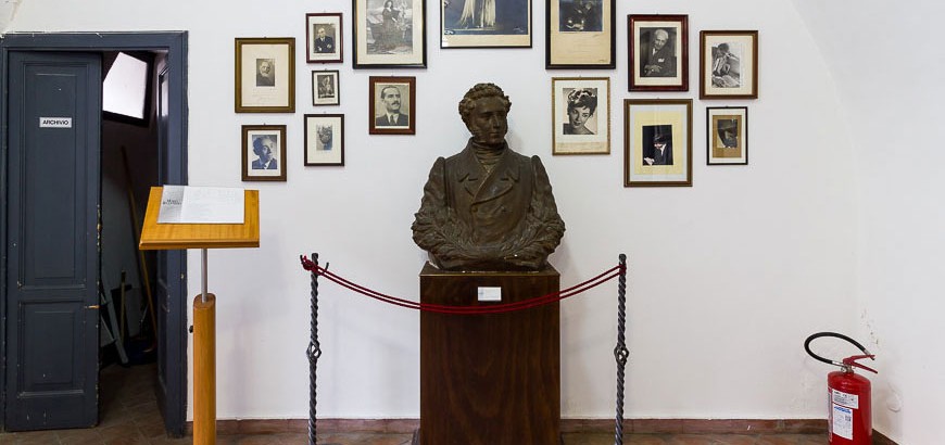 Mezzo busto del compositore