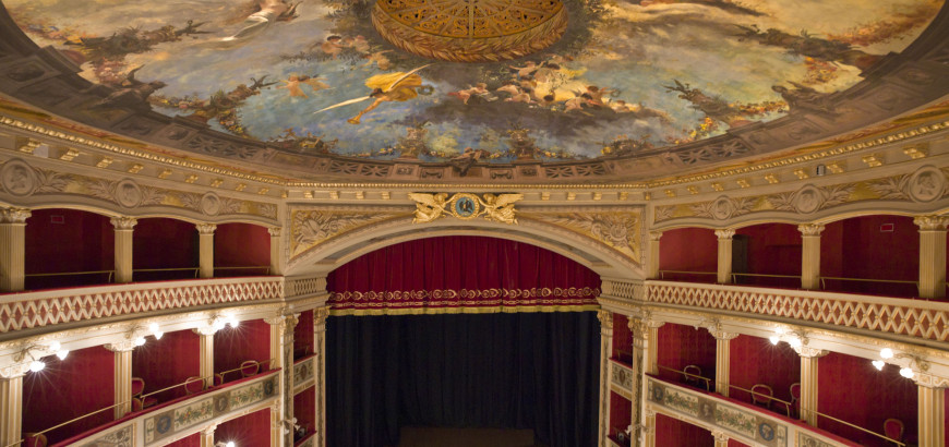 Particolare del Teatro Comunale
