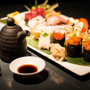 Piatto misto di sushi