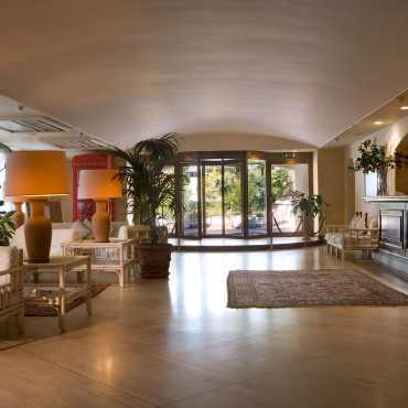 L'ingresso dell'hotel