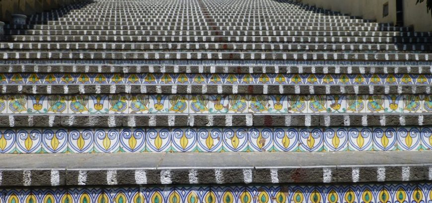 The majolica of S. Maria del Monte stair