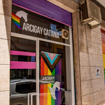 Arcigay Pegaso Catania visione esterno ottava tappa Catania Arcobaleno