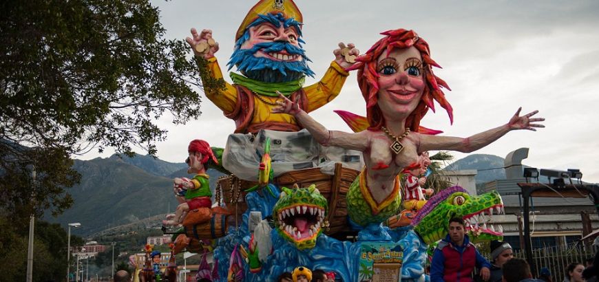 Carnevale Termini Immerese, coppia di carri.