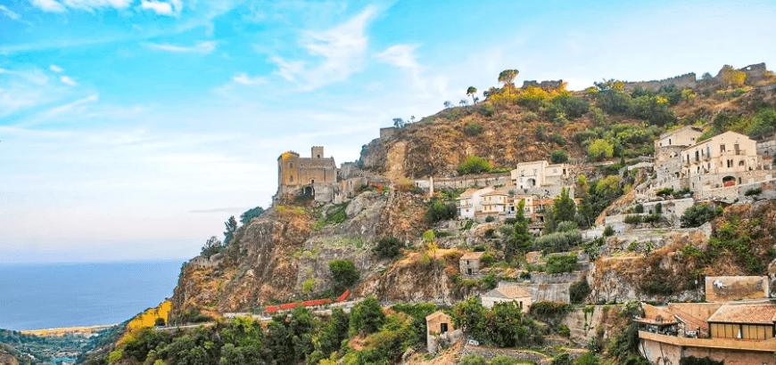 Panoramic view of the village of Savoca