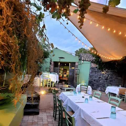 Cortile interno Osteria Paolino