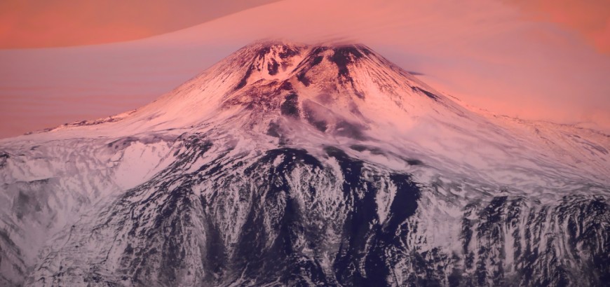 Vista dell'Etna innevata